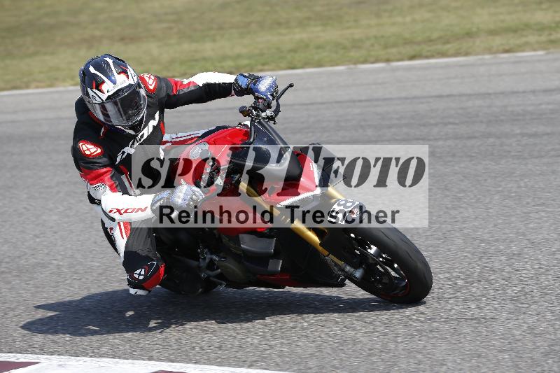 Archiv-2025/49 26.08.2025 Cornu Master School ADR/gruen-vert/58